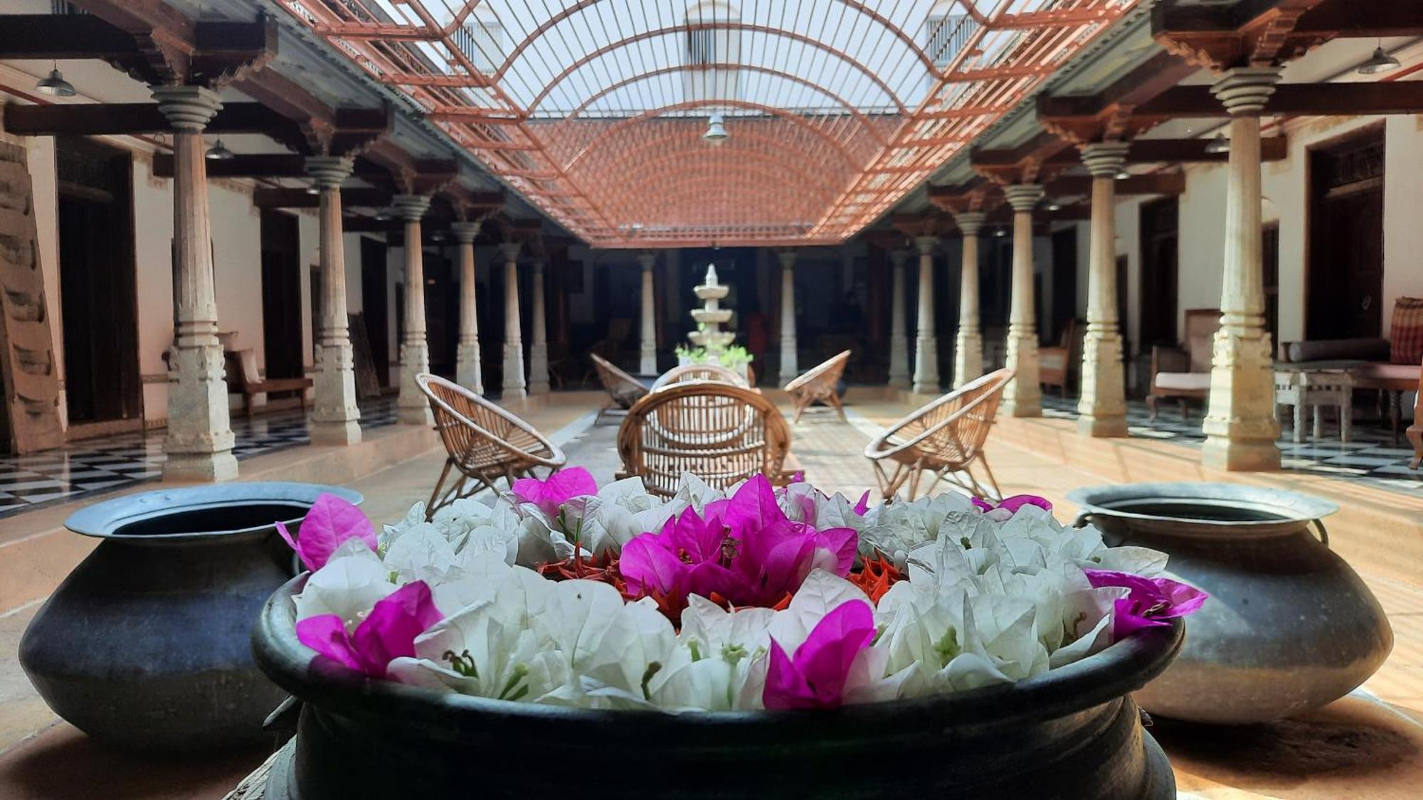 Saratha Vilas Chettinad Kānādukāttān Exterior foto